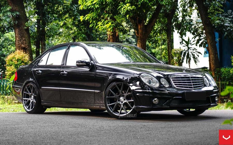 Mercedes-Benz E280 CDI by Permaisuri on Vossen Wheels (VFS-6) '2019